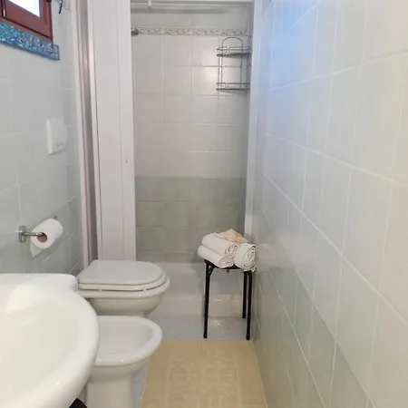 Alojamento de Acomodação e Pequeno-almoço Anna Rita Alghero