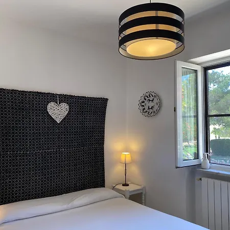 Anna Rita Alghero Bed & Breakfast 4*